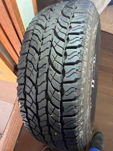 Weds MUD VANCE 01　ウェッズ マッド ヴァンス 16インチ 6穴 8J+5 p.c.d.139.7　4本 ヨコハマ ジオランダー A/T-S 275/70/16 ランクル パジェロ プラド