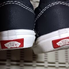 キッズスニーカー　2足セット　VANS14センチ &ニューバランス13.5センチの画像