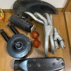 旧車、ロータス ヨーロッパ、トランク、マフラーの画像