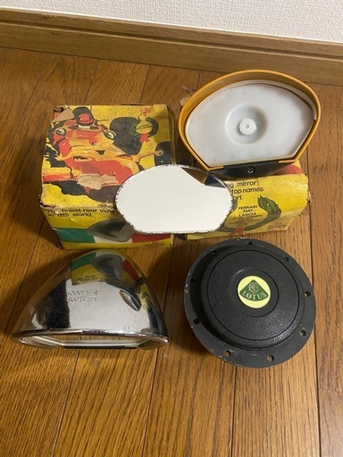 旧車、ロータス ヨーロッパ、トランク、マフラー