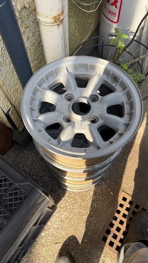 エンケイ　13インチ　5.5j +15 114.3ドリケツなどに