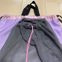 スポーツバックパック　ボール入れ付きナップサックの画像
