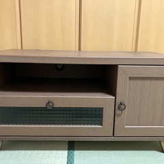 テレビボードの画像