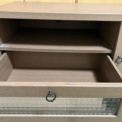 テレビボードの画像