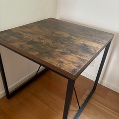 【3点セット】美品！ダークブラウンのダイニングテーブル＋チェア２つの画像