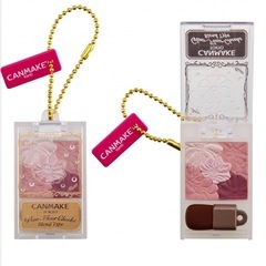 新品未使用♡キャンメイクのチークキーホルダーです☺️の画像