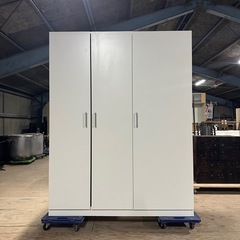 SNT727 IKEA ワードローブ 扉3枚付き ホワイト 収納...