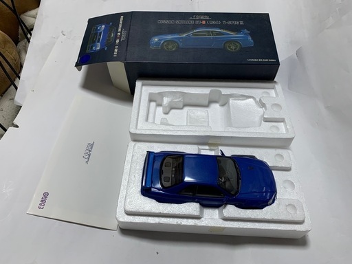 EBBRO　1/24　スカイラインGT-R R34 V-SPEC Ⅲ