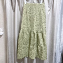 novem9 パステルグリーン　フレアスカート　マーメイドスカート