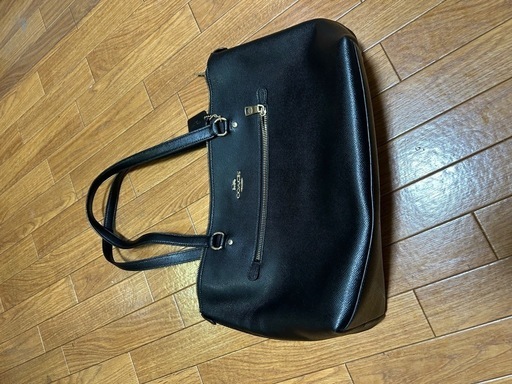COACH ①