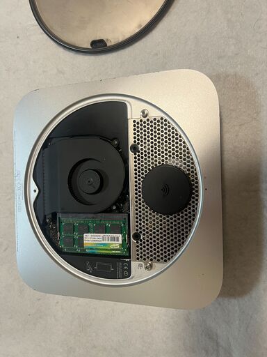 Mac mini   intel i7  16GB  HDD 1TB  訳アリ。seril no c07k30x2dwym