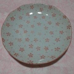 《値下げ交渉可》新品　かわいいお皿🌸　直径17㎝の画像