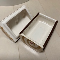 ケーキ　陶器　小物入れの画像