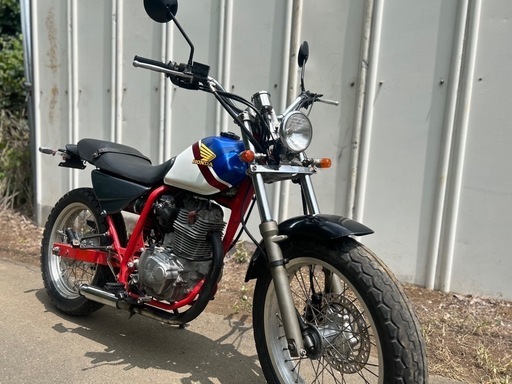 【動画あり】FTR223 トリコロールカラー　カスタム車 ホンダ