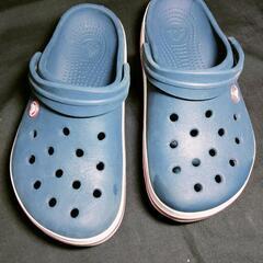 CROCSサンダルの画像