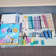 【無料】文房具・衛生用品・ハンカチなど多数 ／ 実家整理品をまと...