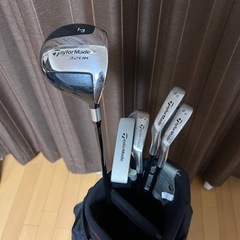 ほぼ新品 子ども Taylormade ゴルフセット キッズ　　の画像