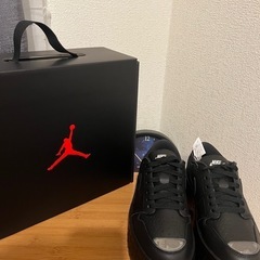 エア ジョーダン 1 ブルクリン LOW ブラック24.0cmの画像