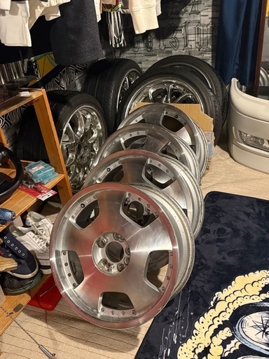 ディッシュホイール 4本 18インチ 8J 値下げ可能