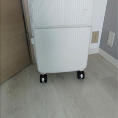 キャリーケース Sサイズ の画像