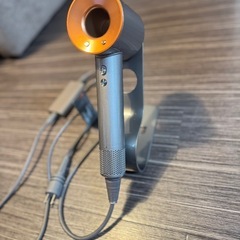 『最終値下げ20％OFF』ダイソンドライヤー Dyson Supersonicの画像