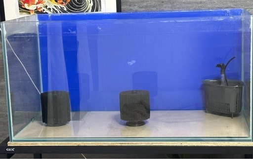 90センチ水槽　ワイド900枠(90×30×36)枠あり水槽と交換できる方探してます