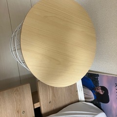 【お譲り決定】サイドテーブルの画像