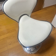 ニトリ　椅子　カウンターチェア
