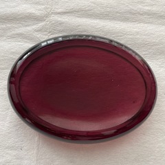 紫のガラス製セットの画像