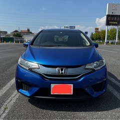 ホンダ フィットハイブリッド　ブルー　平成27年　75000km  埼玉県の画像