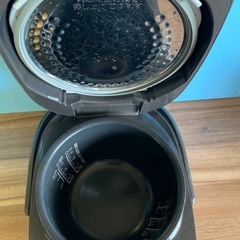 EJ482番 象印 IH炊飯ジャー NP-VD10の画像