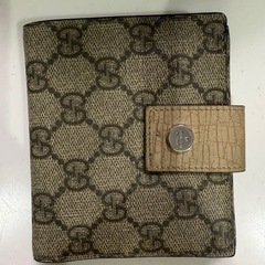 GUCCI グッチ  二つ折り財布 の画像