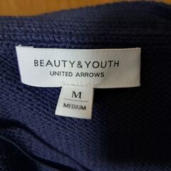 【最終値下げ】【ほぼ未使用】UNITED ARROWS　ユナイデットアローズ　カーディガン　紺色の画像