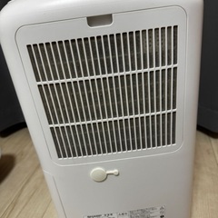 除湿機　シャープ　SHARP CV-J71-W 2019年の画像