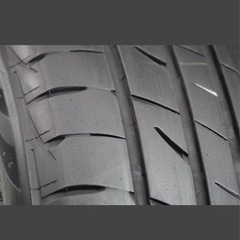 夏用ラジアルタイヤ　の画像