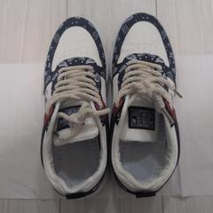 お洒落スニーカー25cm無料ですの画像