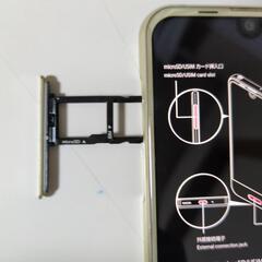 SHARP AQUOS R compact 701SH【ジャンク扱い】の画像