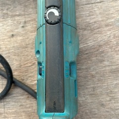 マキタDA3010Fアングルドリルの画像