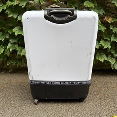スーツケース　大型　トミーヒルフィガーの画像