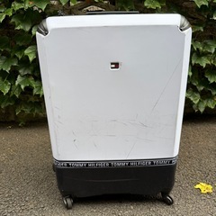 スーツケース　大型　トミーヒルフィガー