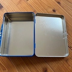 スヌーピー  缶の画像