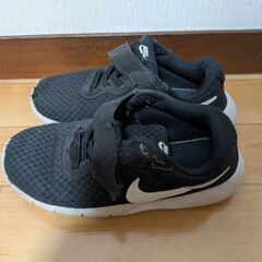 ナイキ　19cm　黒の画像