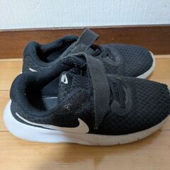ナイキ　19cm　黒の画像