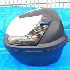 GIVI バイク リアボックス BLADE 37L 箱 トップケース ベース 金具付きの画像