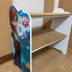 収納家具　　雪の女王
の画像