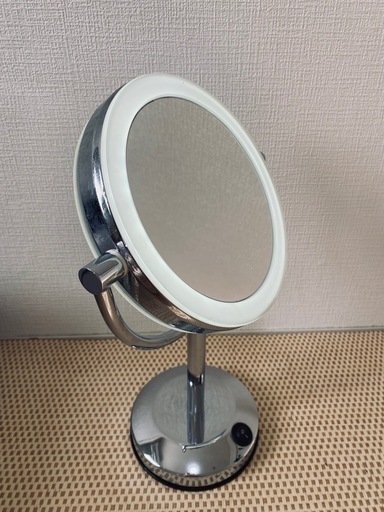 真実の鏡DX 両面型  鏡の直径 19cm 乾電池、電気コードの2種類