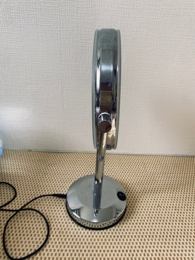 真実の鏡DX 両面型  鏡の直径 19cm 乾電池、電気コードの2種類