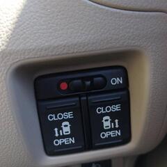 長い車検！【検⑧年⑧月】N-BOX 両側自動スライドドアの画像