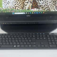 美品　富士通　ESPRIMO 27インチ 高性能Core i7  メモリ16GB　SSD256GB+HDD1TB　Blu-ray　Bluetoothの画像