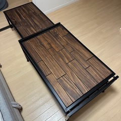 伸縮式テーブルの画像